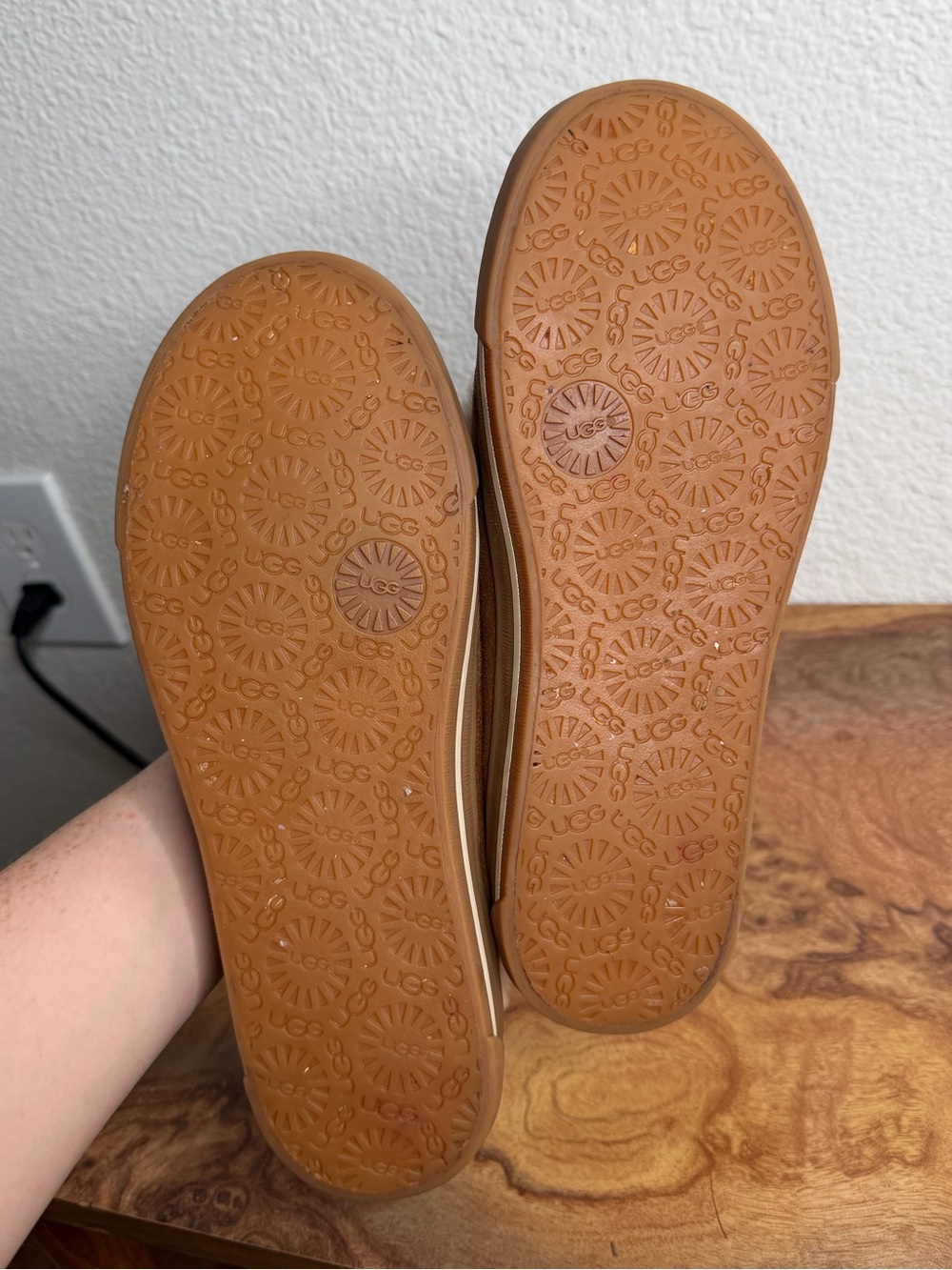 Ugg Zora Genuine Shearling Trim Ballet Flat size 7 - Picture 11 of 11